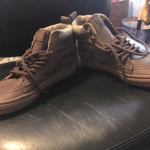 Vans leather MTE BOOTS NWT SZ M 8